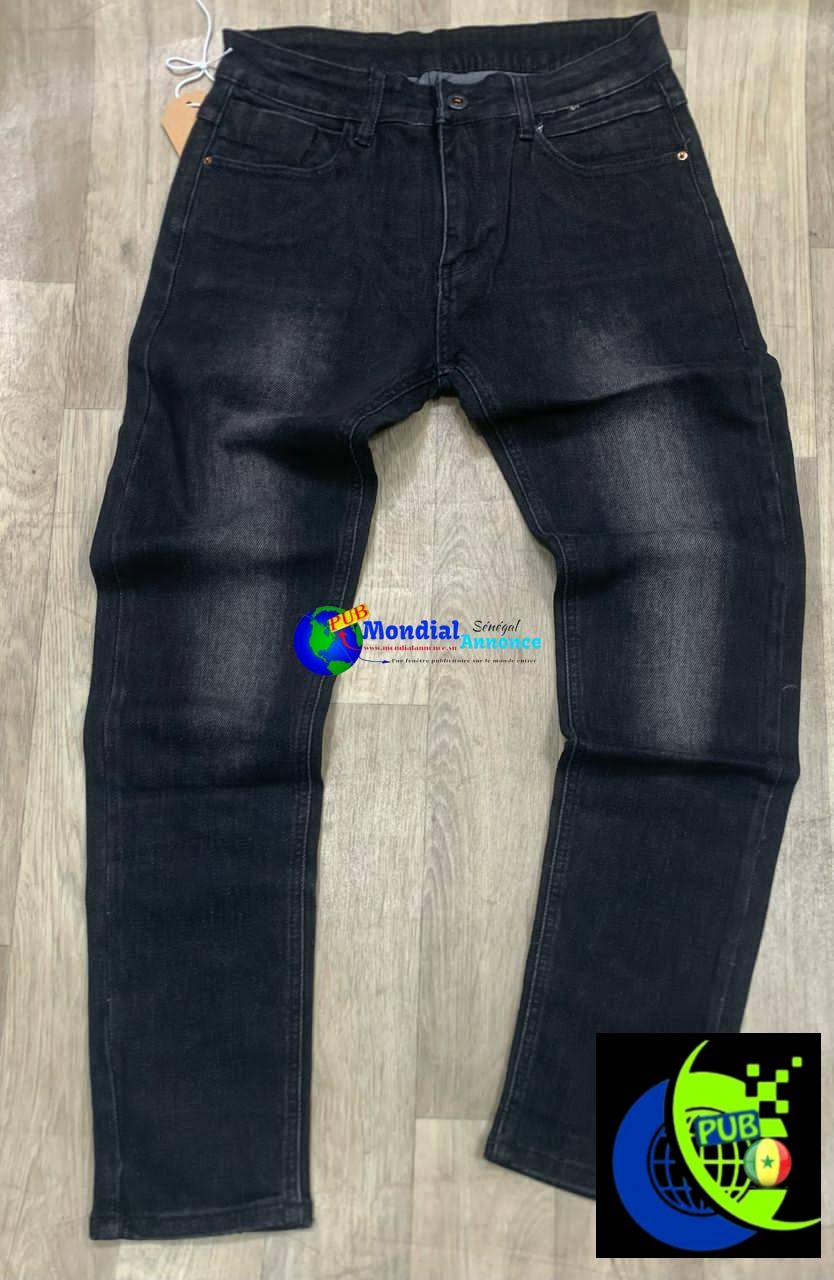 Jeans de Qualité Supérieure Disponible à Sandaga – Livraison P0ssible