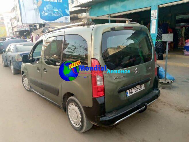 Citroen Berlingo 5 places Année 2010 à Vendre