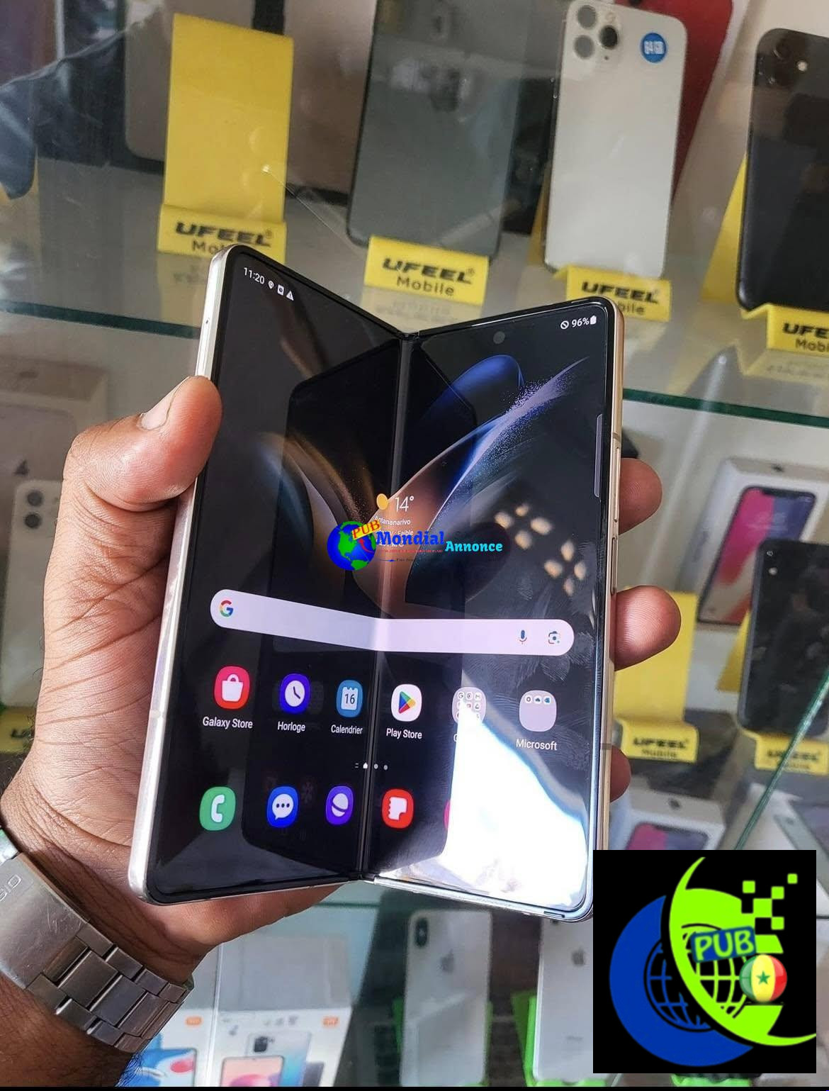 Samsung Galaxy Z Fold 4 5G – 256 Go, 12 Go RAM, Neuf avec Facture et Garantie
