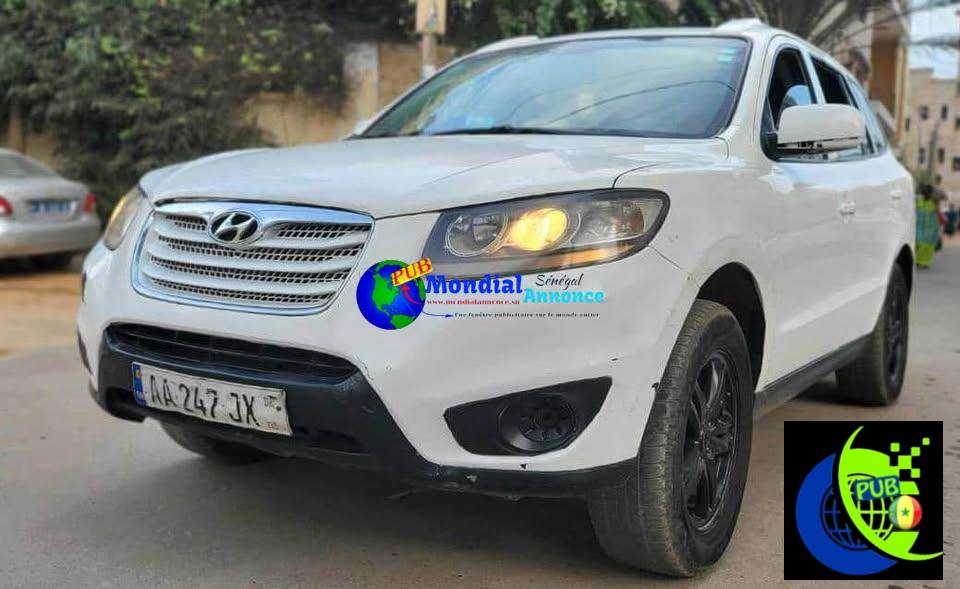 Hyundai Santa Fe 2010 Automatique, Très Bon État dispo à Dakar