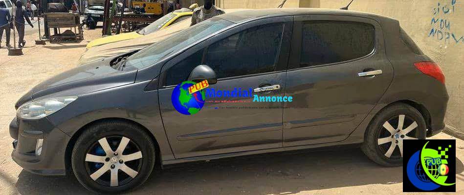 Peugeot 308 Diesel – Boîte Manuelle, Climatisée dispo à Dakar