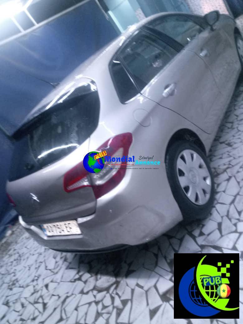 Citroën C4 2013 à vendre – Moteur d’origine, Climatisée – Dakar, Pikine
