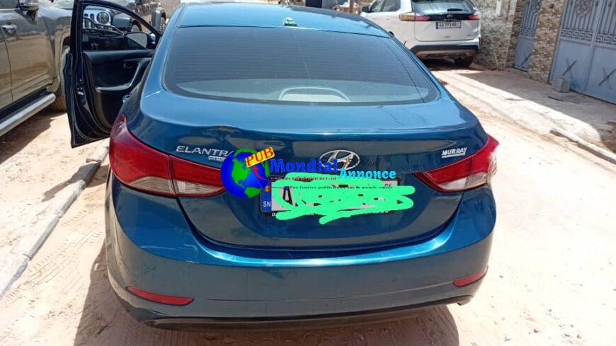 Hyundai Elantra 2016 – Automatique, Full Options & Toit Panoramique à Dakar