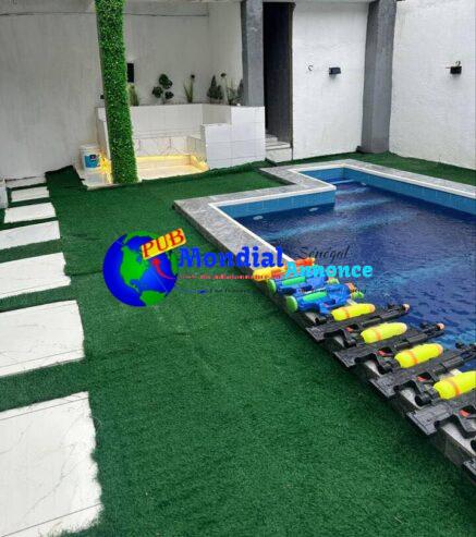 Villa à louer Piscine Privée à Almadies – Duplex Prestige 3 Chambres