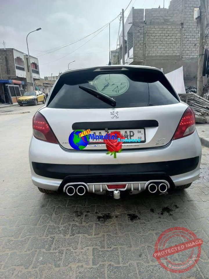 Peugeot 207 Année 2011 – Diesel DV6 Manuel Grand Écran Tactile dispo