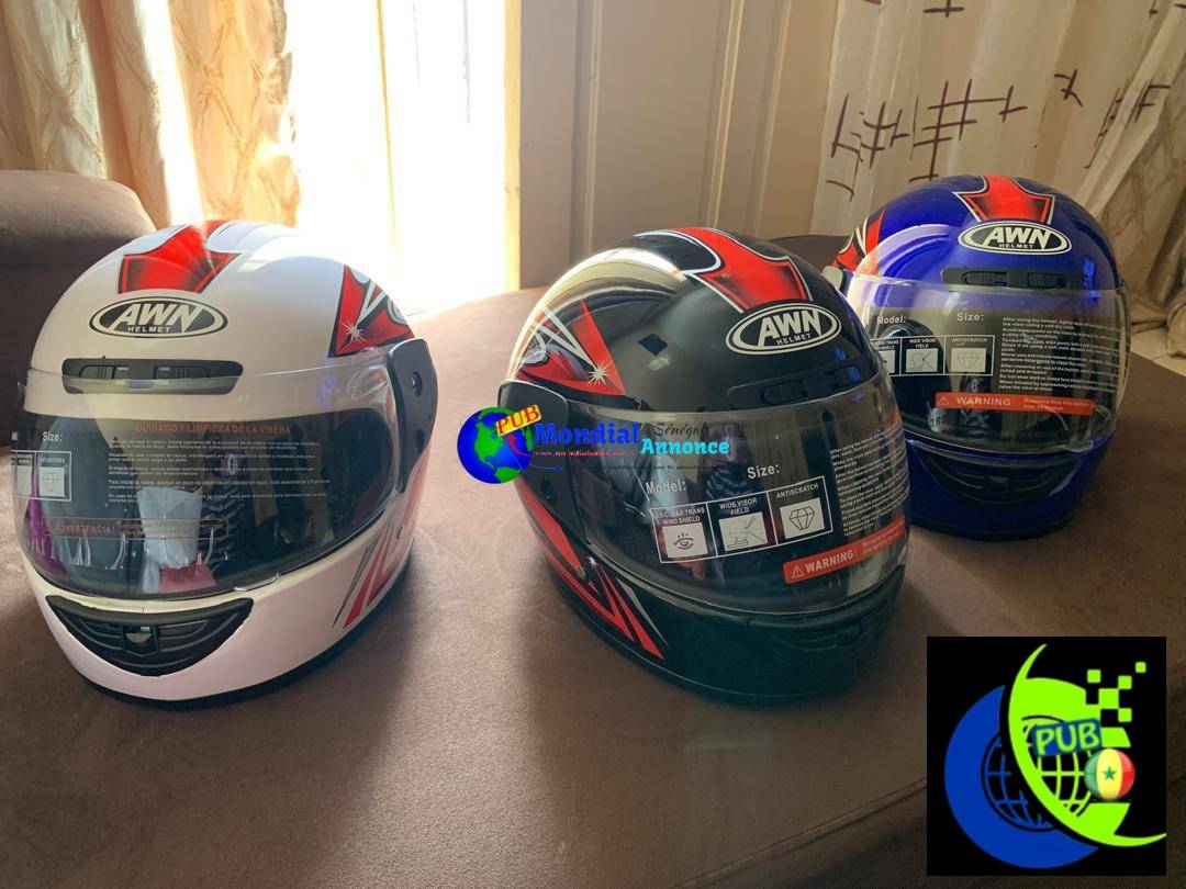 Casques Moto Disponibles à Dakar – Sécurité et Protection. Contact : 77 679 88 37