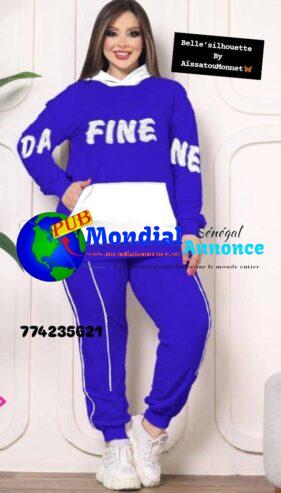 Ensemble Jogging avec Capuche disponible – Style Chic et Confortable. 77 423 56 21