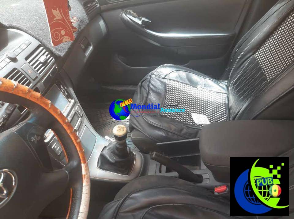Toyota Avensis Break – Véhicule Familial Fiable et Économique à vendre pour 2 450 000 FCFA