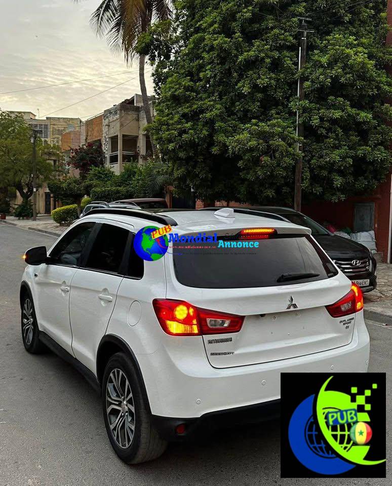 Mitsubishi Outlander 2017 – Full Options 4×4 dispo à Dakar