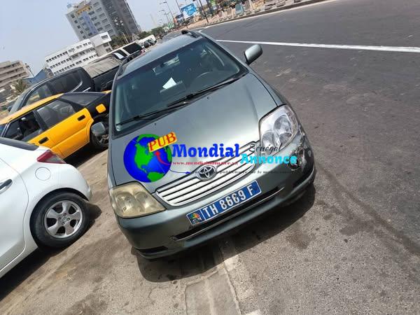 Toyota Corolla Diesel Manuel En Excellent état à vendre au 77 616 18 17
