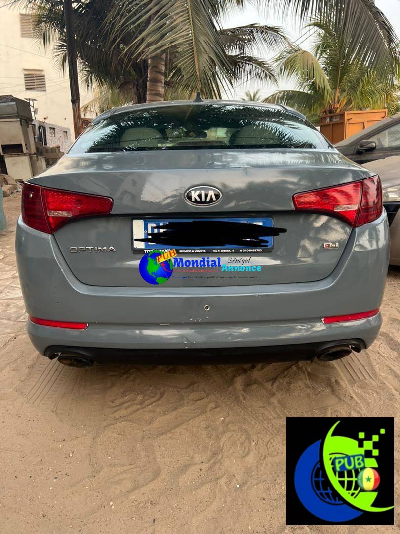 Kia Optima 2013 – Essence Automatique en Excellent État Dispo à Dakar