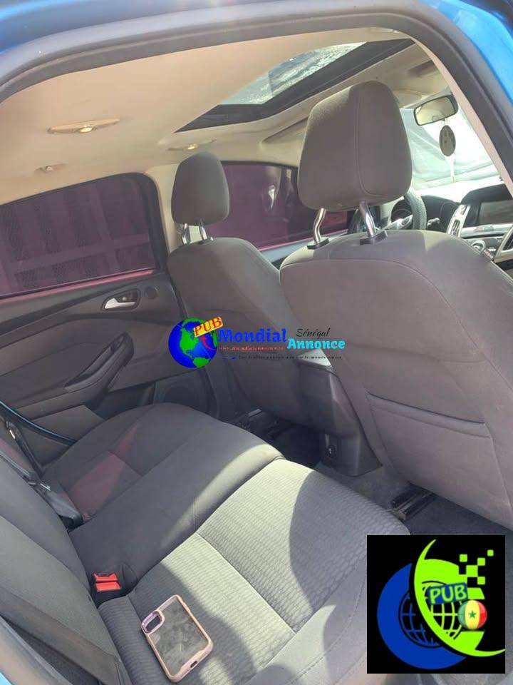 Ford Focus SE 2014 – Full Option, Automatique, Très Bon État (Guediawaye)