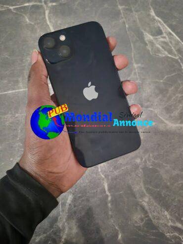 Wanter iPhone 13 iCloud Bloqué Statut Clean 70.000 F CFA