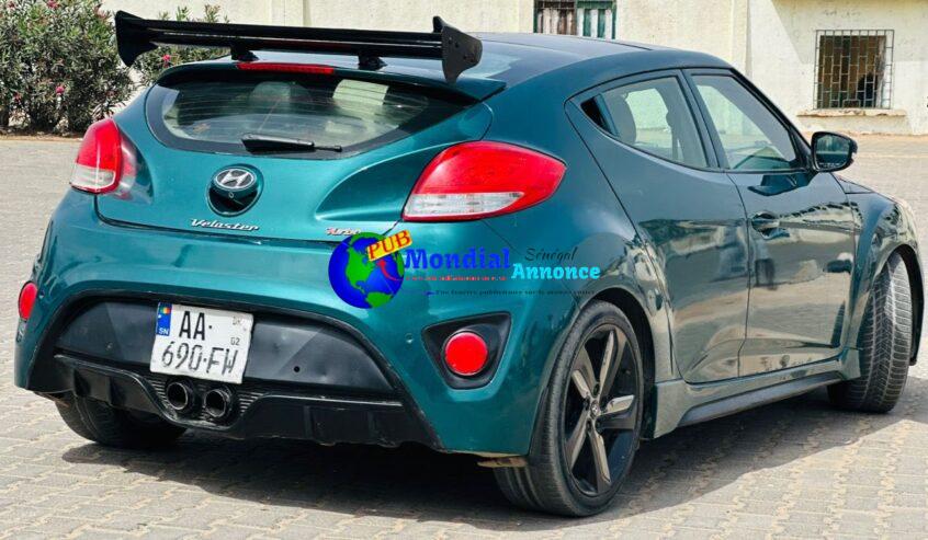 Hyundai Veloster 2013 – Essence, Manuelle, Full Options, Climatisée A Vendre