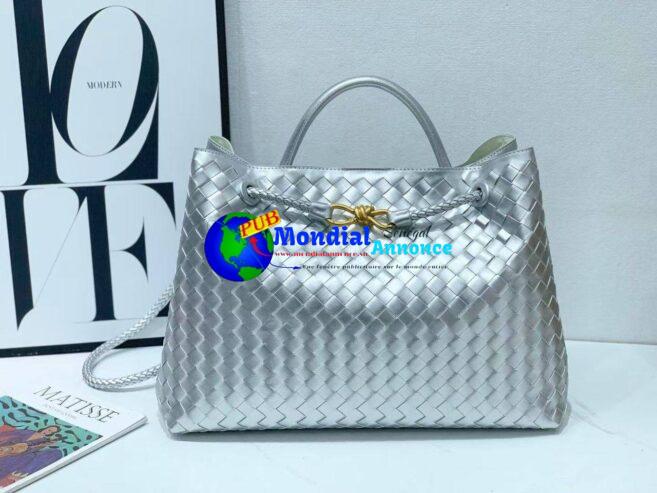 Sacs BOTTEGA Veneta Disponibles – Élégance et Luxe à Portée de Main !