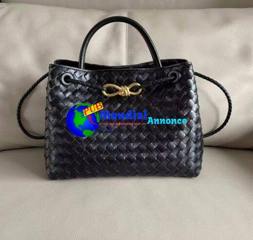 Sacs BOTTEGA Veneta Disponibles – Élégance et Luxe à Portée de Main !