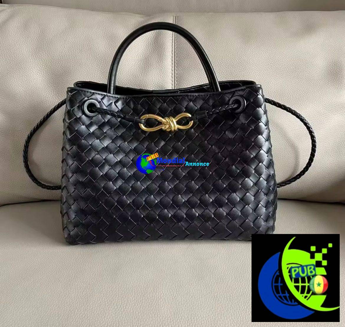 Sacs BOTTEGA Veneta Disponibles – Élégance et Luxe à Portée de Main !