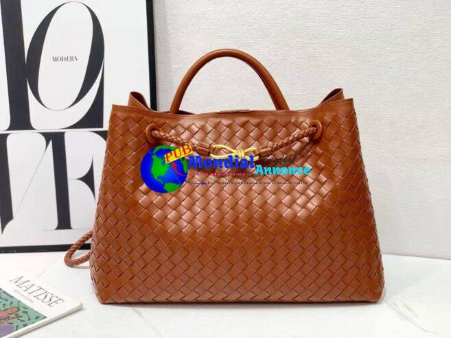 Sacs BOTTEGA Veneta Disponibles – Élégance et Luxe à Portée de Main !