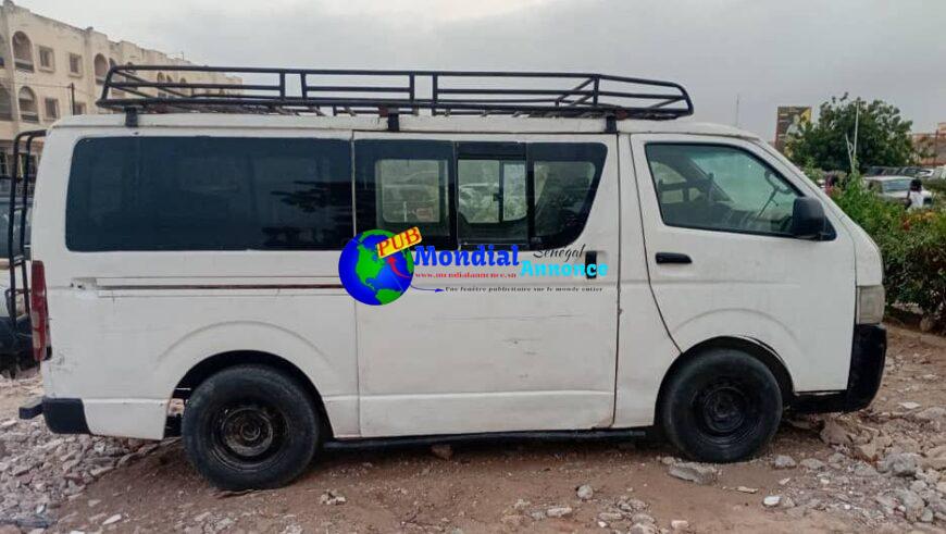 Toyota Yaris Diesel Manuelle – Papiers Complets & Licence Taxi – Mbour POUR 2 700 000 F CFA