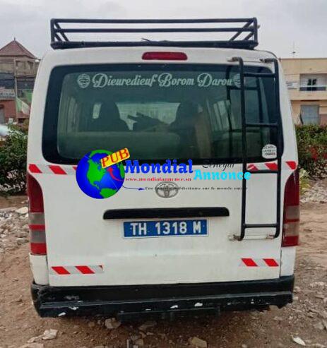 Toyota Yaris Diesel Manuelle – Papiers Complets & Licence Taxi – Mbour POUR 2 700 000 F CFA