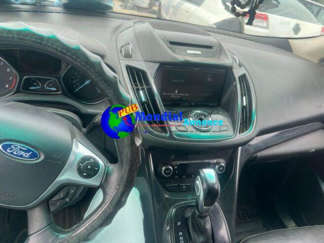 Ford Escape (2014) – Automatique, Essence, Climatisé, Full Options Dispo à Dakar