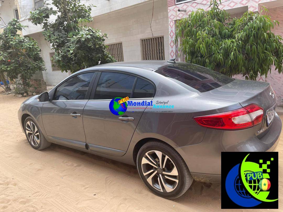 RENAULT SM3 2017 dispo – Essence, Automatique, Full Options – Mutation Récente