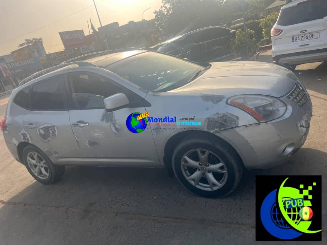 Nissan Rogue Automatique – Moteur Impeccable, Panne Boîte – Prix Négociable au 77 207 13 69