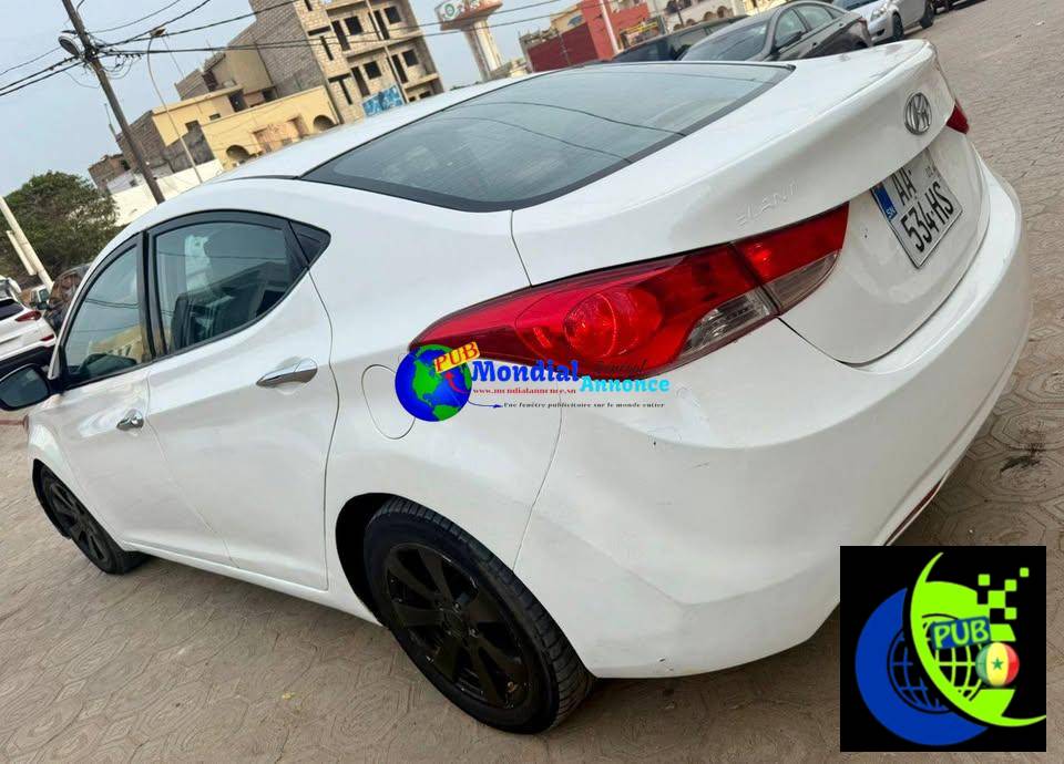 Vente de Hyundai Elantra (2011) – Automatique, Essence, Climatisée !