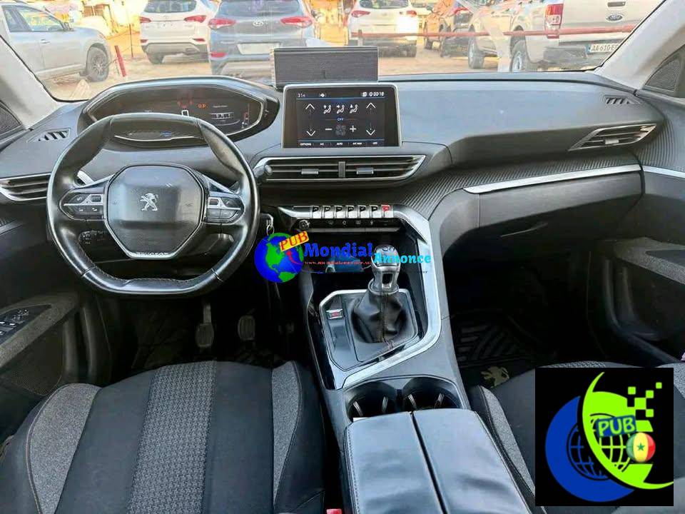 Peugeot 3008 (2017) à Dakar – Diesel, Manuelle, Très Propre, Échange Possible