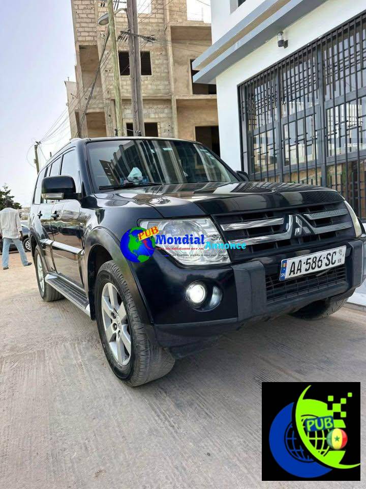 Mitsubishi Pajero DID (2015) – 7 Places, Automatique Diesel, Full Options !