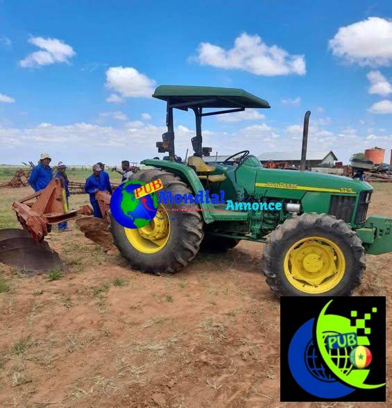 Tracteur John Deere – 100 Chevaux, 4 Cylindres, 1 Pont – Dispo à Touba