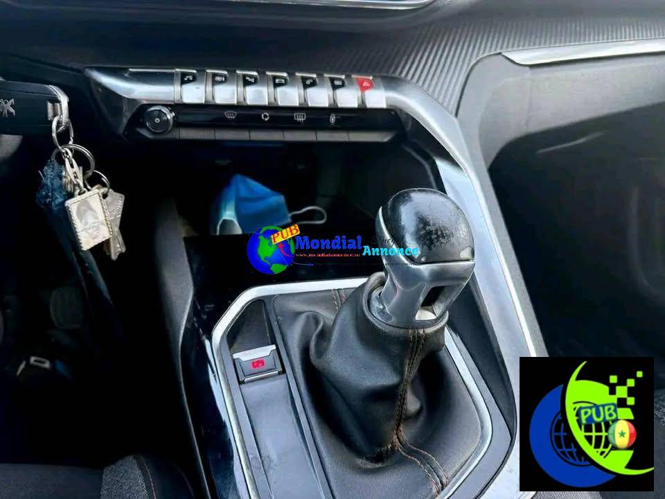 Peugeot 3008 (2017) à Dakar – Diesel, Manuelle, Très Propre, Échange Possible