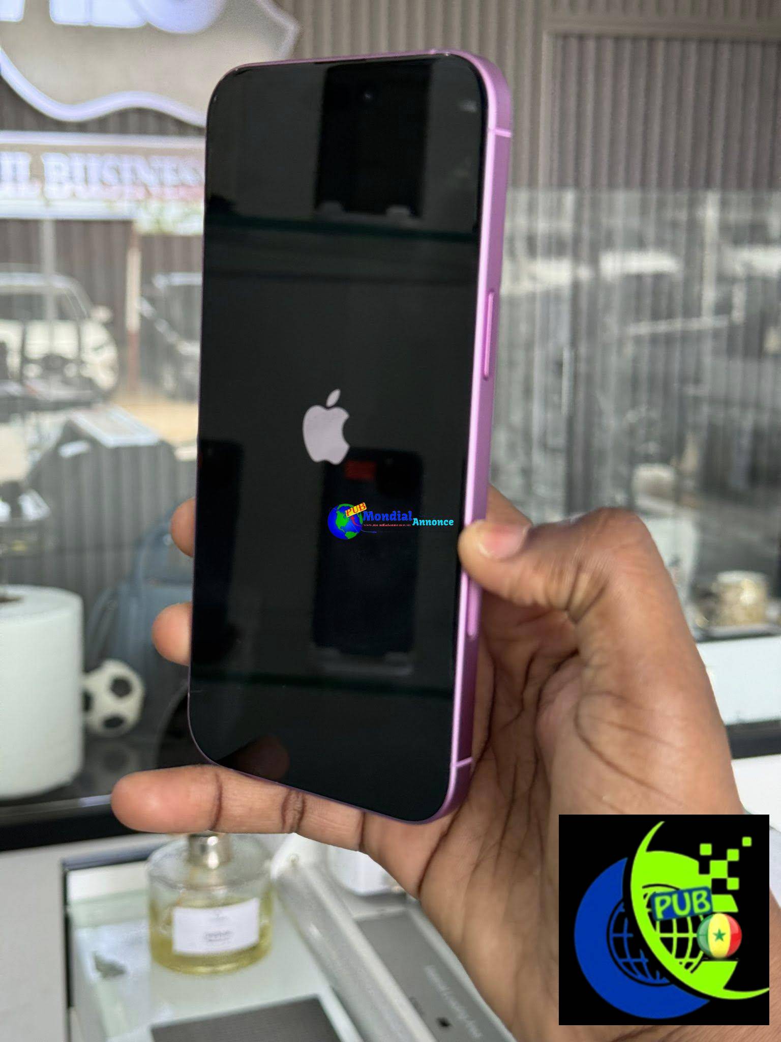 iPhone 16 Plus Rose 128 Go (eSIM) – Neuf, Très Bon État, Vendu sur Facture !