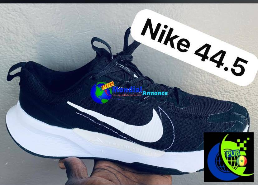 Chaussures de Marque Disponibles – Nike, Puma, Jordan, Lacoste…Contact : 76 523 09 42