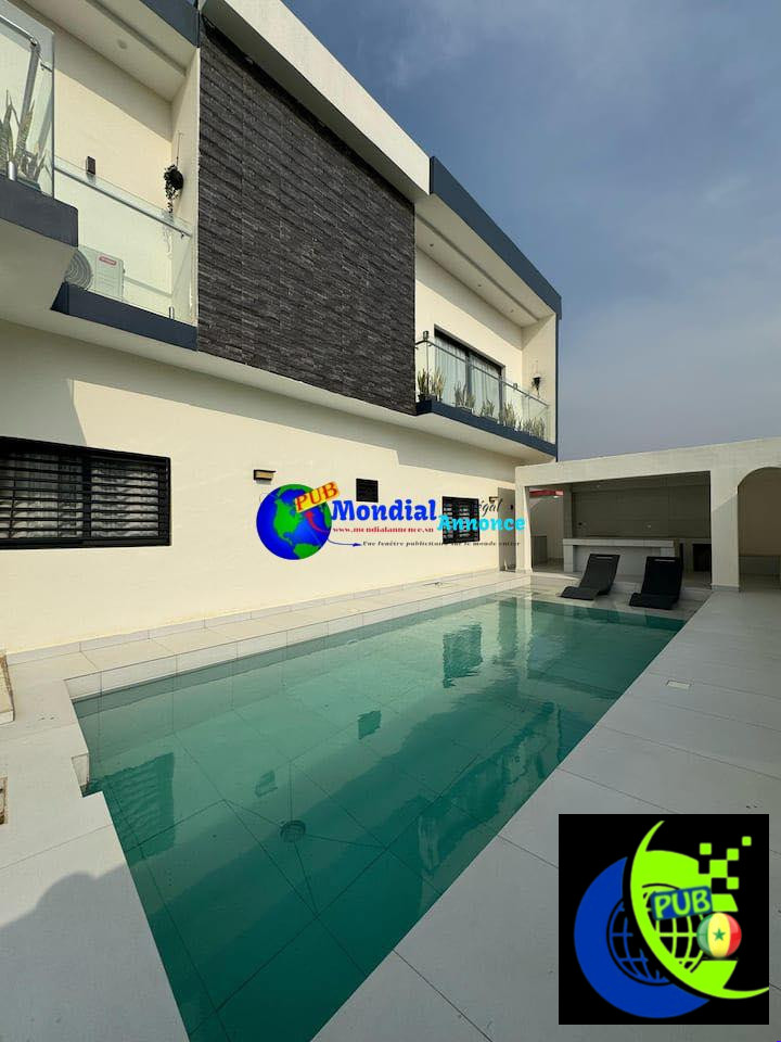 Location Villa Moderne 4 Chambres avec Piscine à Saly