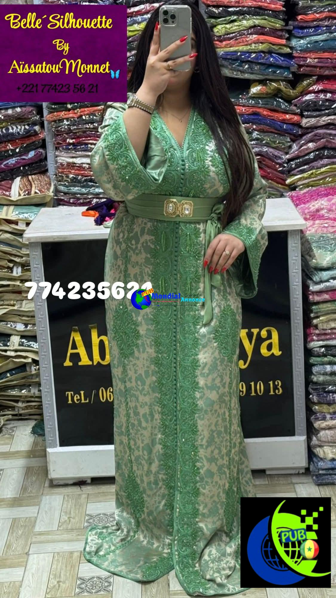 Caftan Haute Couture de qualité supérieure pour Femmes dispo à Dakar. Contact : 774235621