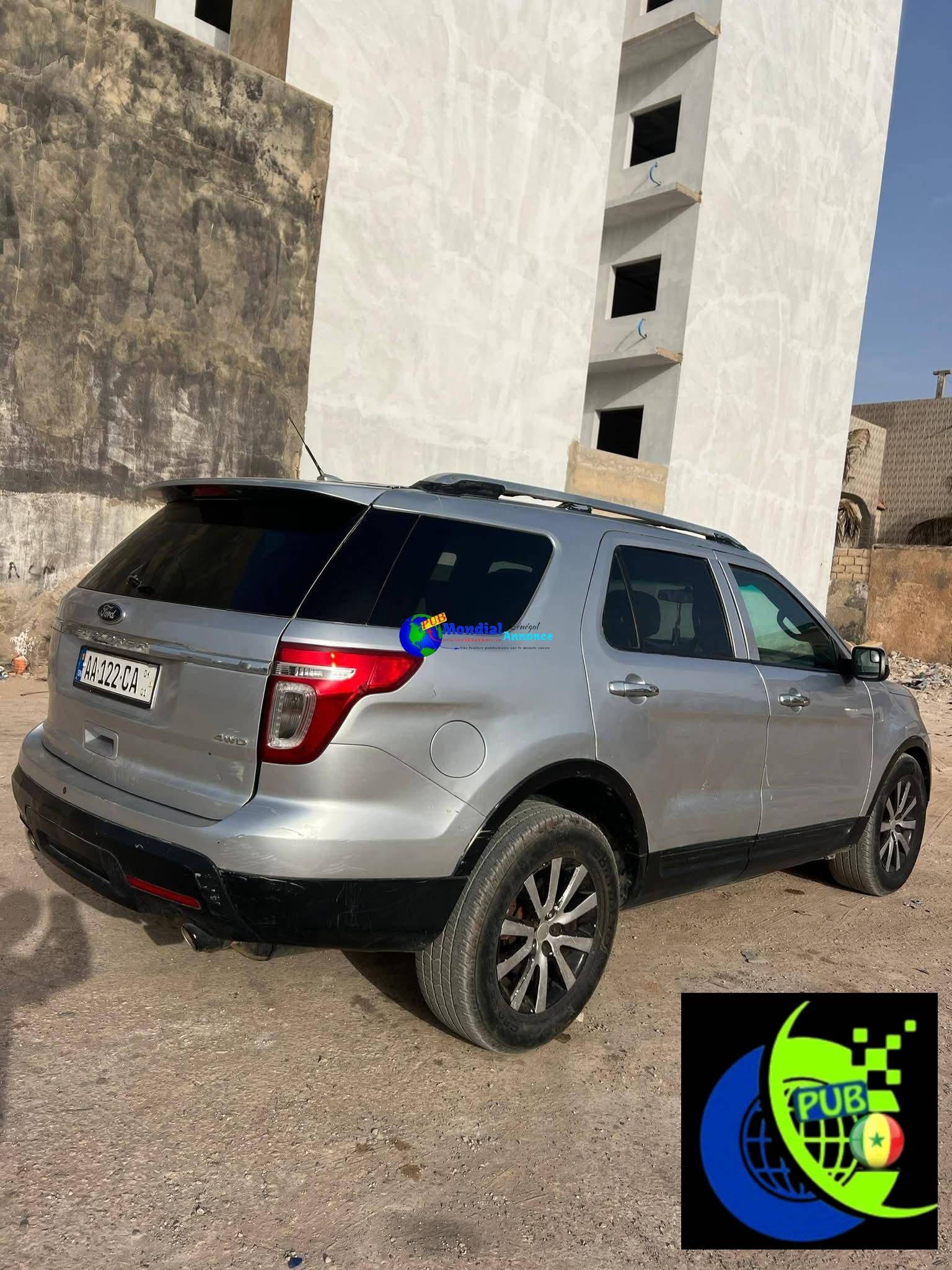Ford Explorer 2014 Essence Automatique disponible à Dakar