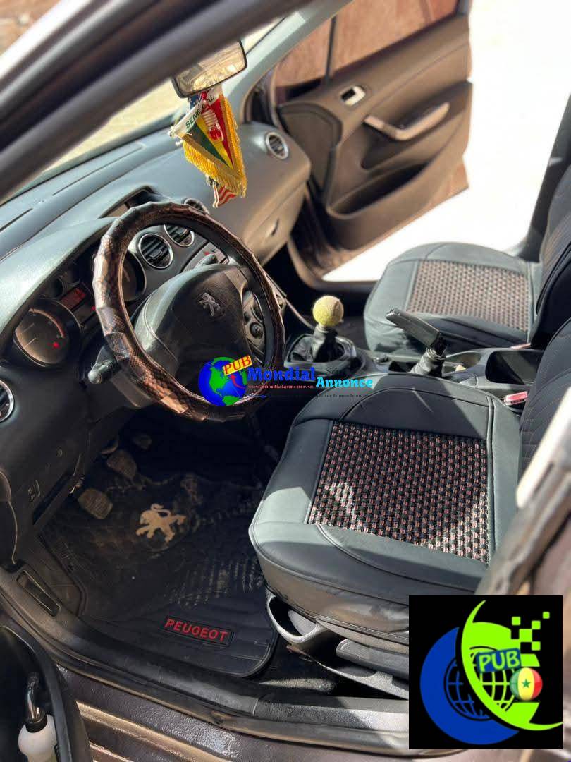 Peugeot 308 Break Diesel Manuelle à vendre à Dakar