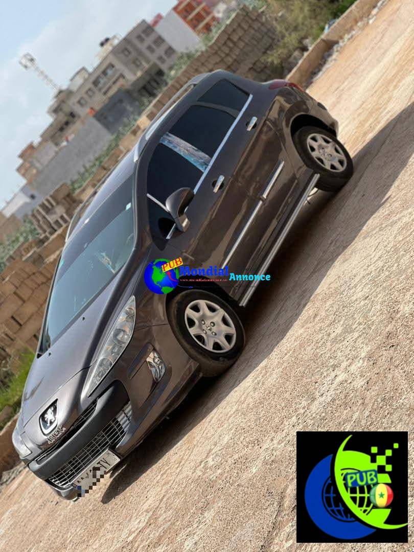 Peugeot 308 Break Diesel Manuelle à vendre à Dakar