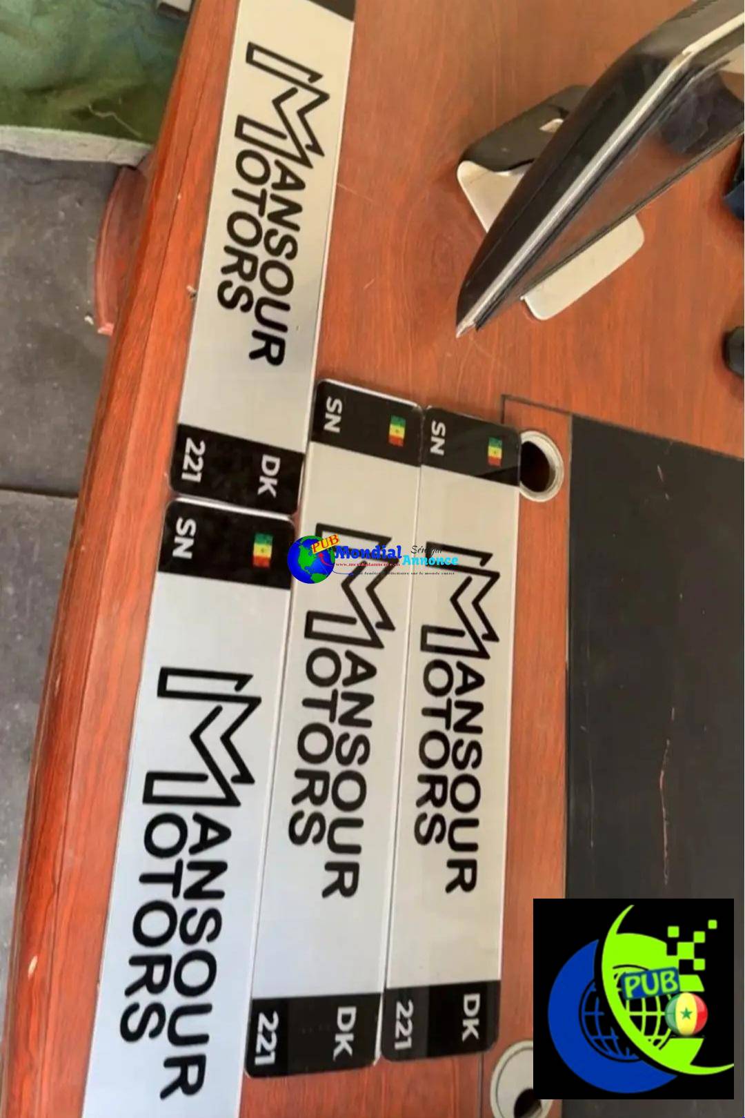 Plaques d’Immatriculation Personnalisées pour Véhicules à Dakar – Tarif Unique 25 000 F CFA