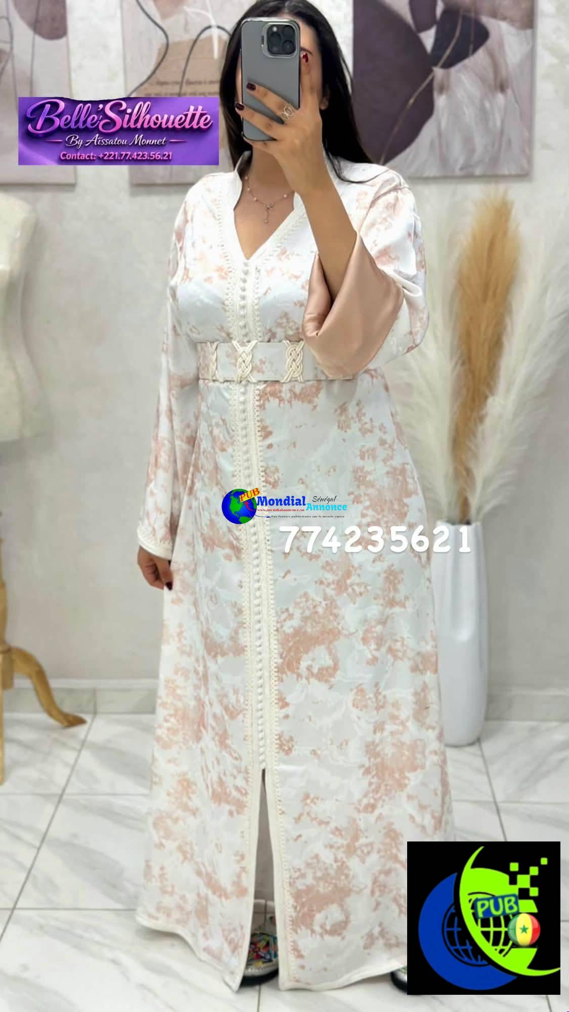 Abaya Très Chic (New Collection) pour femmes disponible à Dakar