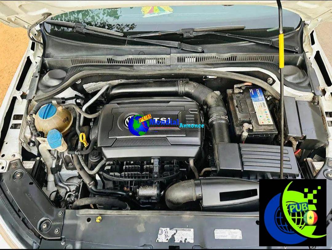 Volkswagen Jetta Full Option de 2017 disponible. Prix : 4 700 000 F CFA