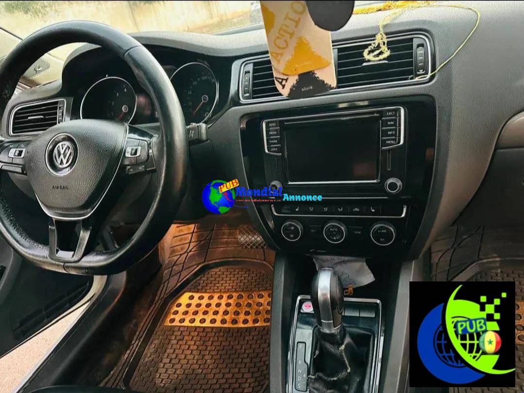 Volkswagen Jetta Full Option de 2017 disponible. Prix : 4 700 000 F CFA
