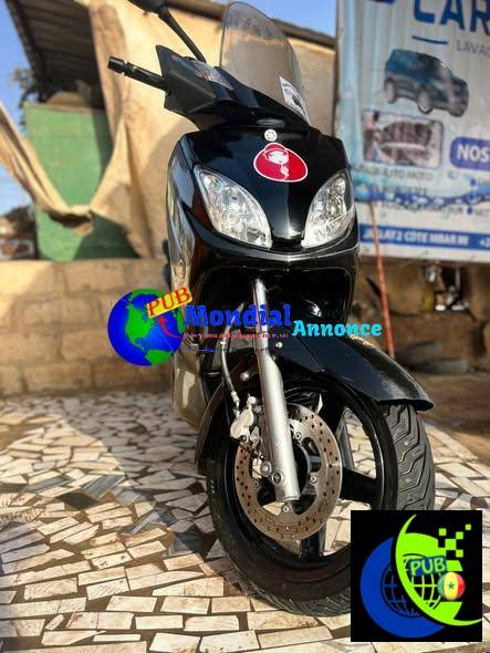Yamaha XMAX 250i jamais roulé au Sénégal – 650 000 FCFA