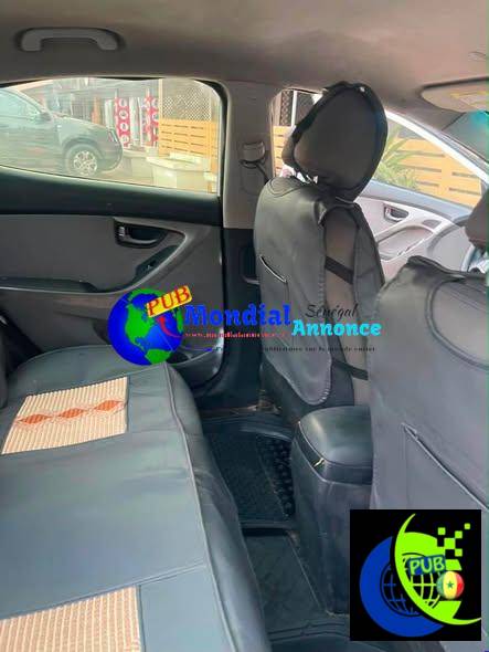 Hyundai Elantra 2013 Essence Automatique à vendre – 2 900 000 FCFA