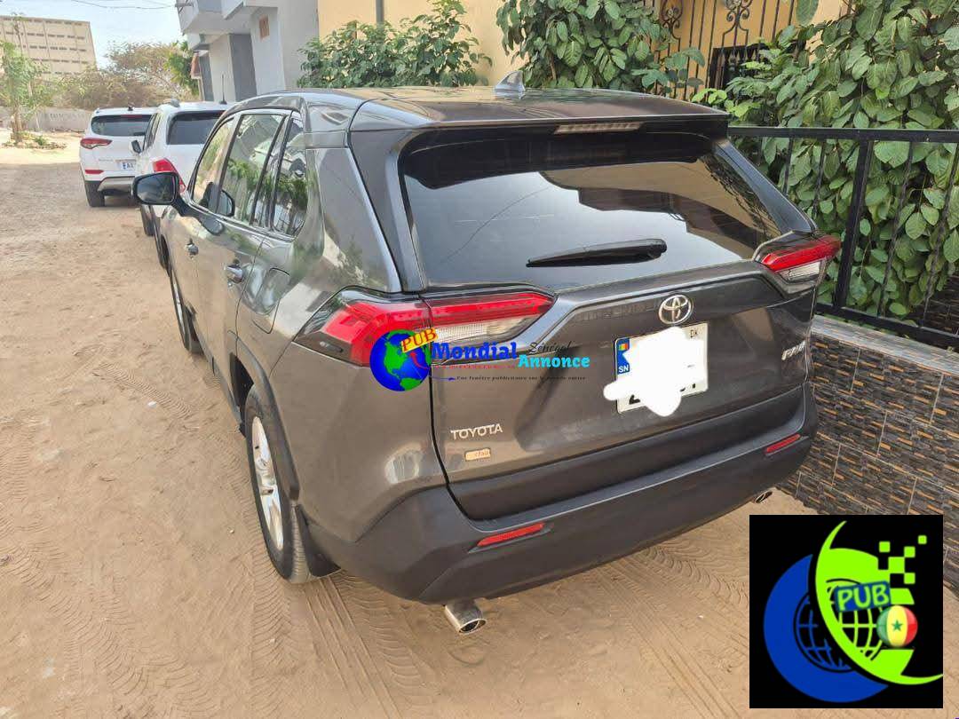 Toyota RAV4 CFAO essence automatique de 2022 à vendre