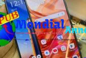Motorola Razr 50 (256 Go) – Facture & Garantie – Marché HLM Dakar