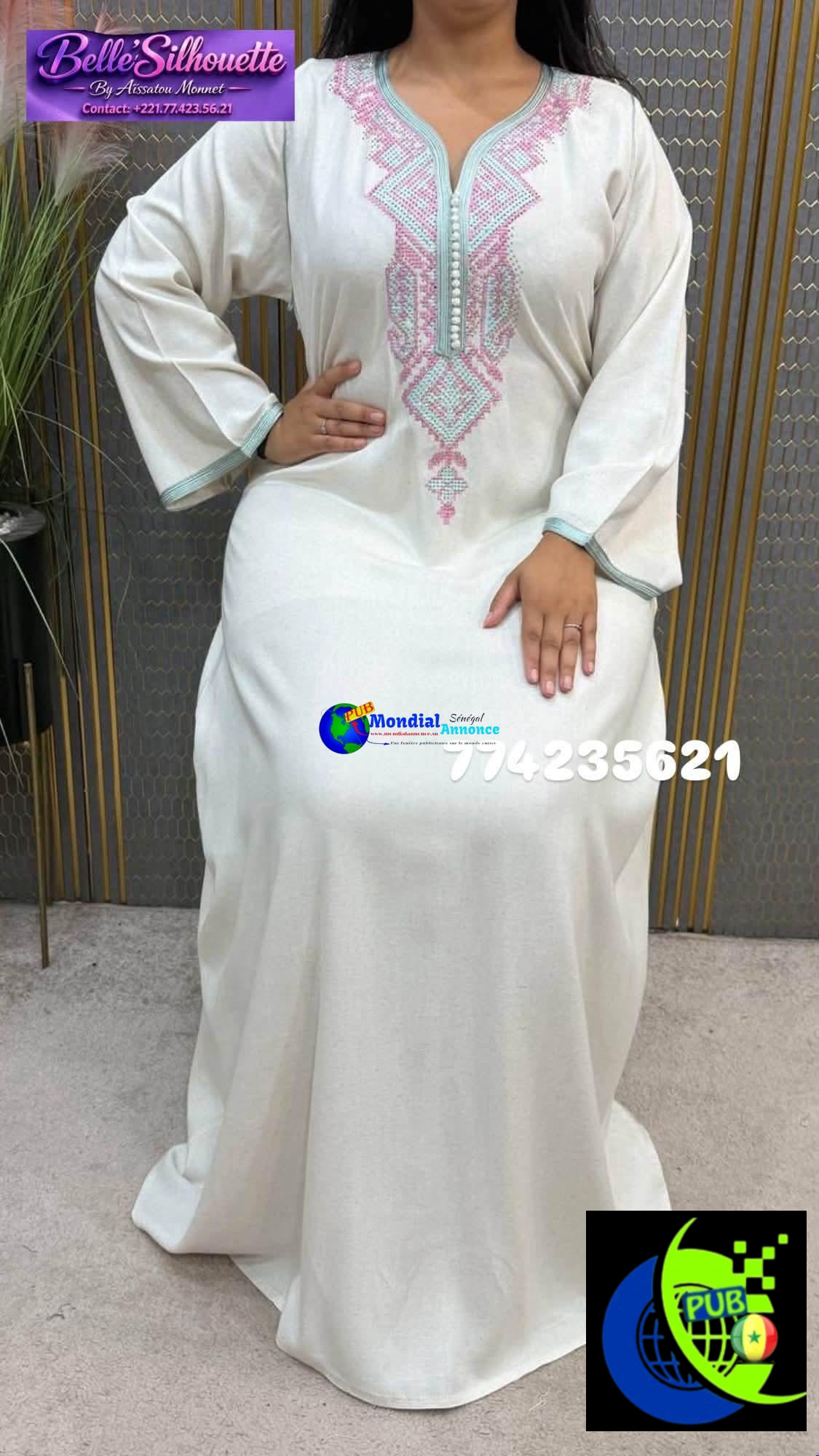 Abayas Très Chic en Coton Supérieur disponibles à Dakar pour Femmes. Contact : 77 423 56 21.