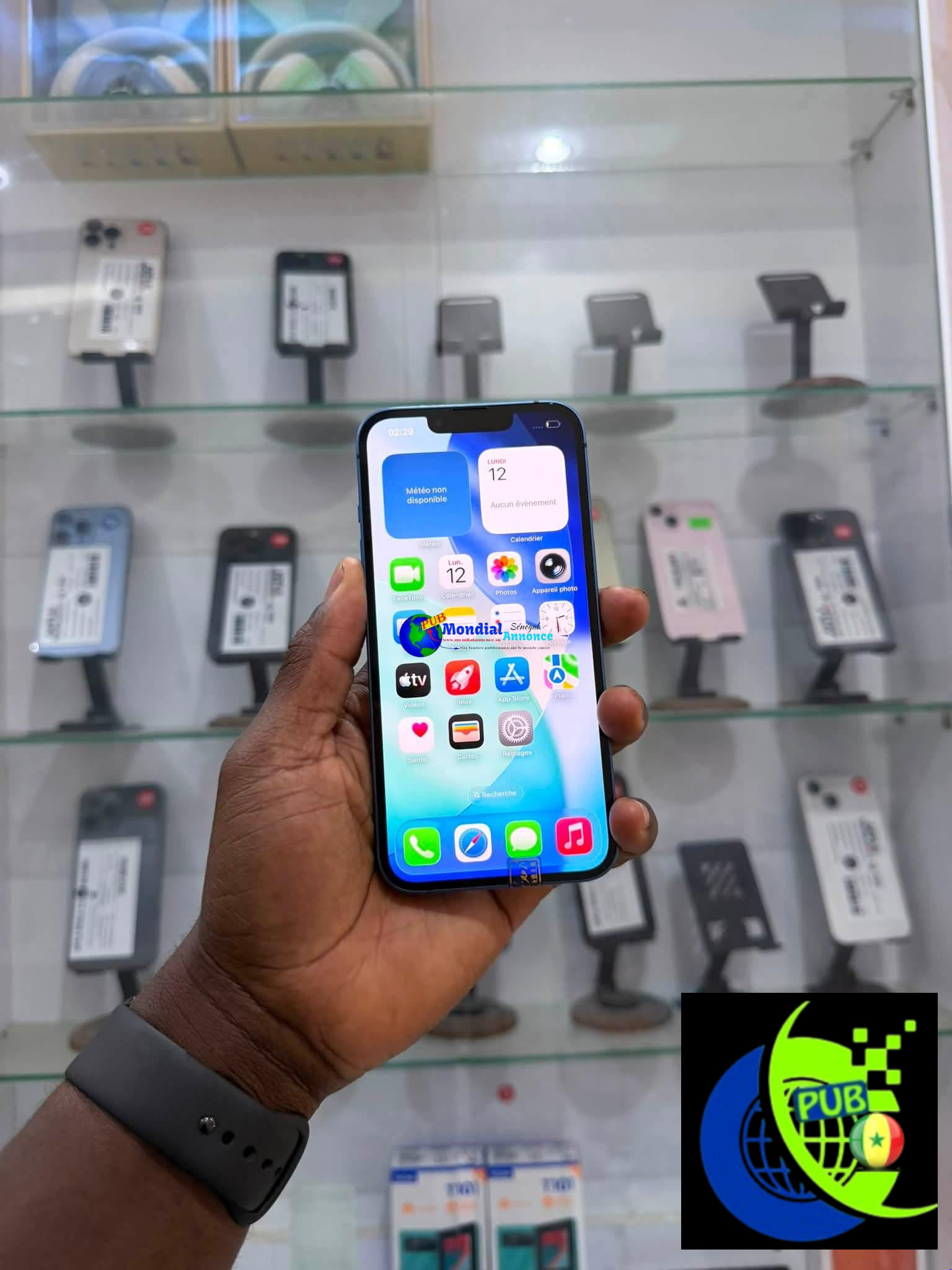 iPhone 13 de 256 Go (Bleu) disponible à Médina, Dakar pour 165 000 F CFA