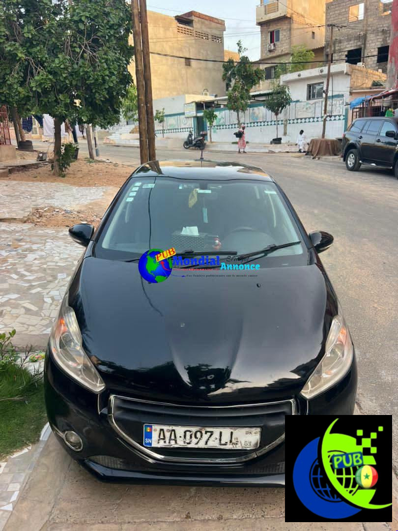 Vente : Peugeot 208 Diesel Manuelle de 2013 à Dakar